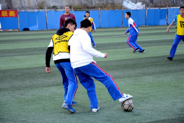 下届还有李凯尔吗 苏群:我的理解他是一次一签