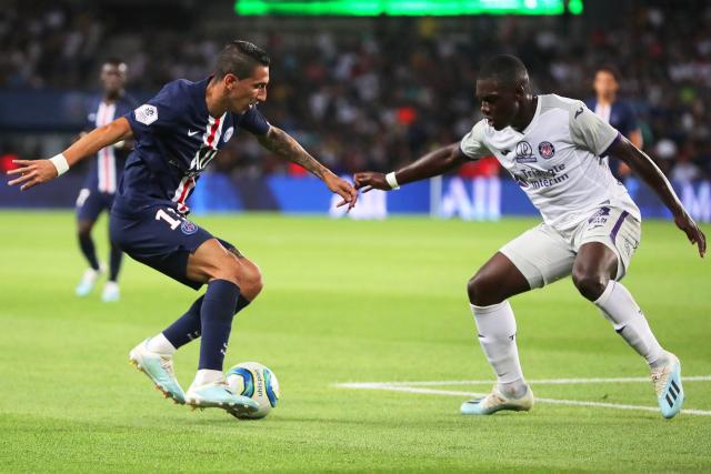 里约奥运会夺冠十周年 中国女排冠军走进南京校园